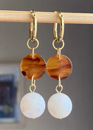 Handmade German acrylic beads & tortoiseshell hoop 2WAY dangle earrings🤎 thumbnail 2