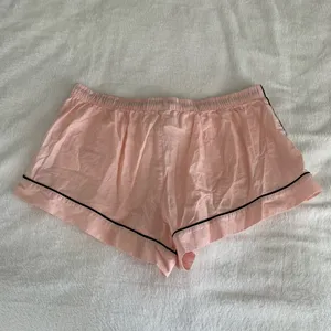 Victorias Secret 100% Cotton Pajama Shorts Pink & Black thumbnail 2