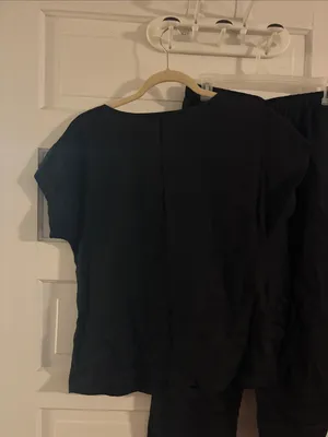 Quince Black Women's Two-Piece Linen Set - Relaxed Top & Elastic Waist Pants thumbnail 3
