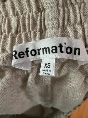 Reformation 100% Linen Ruffle Shorts XS Oatmeal Beige thumbnail 3