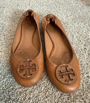 Tory Burch Tan Leather Logo Ballet Flats thumbnail 1
