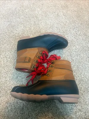 Maurices Size 7 Flannel Line Duck Boots thumbnail 4