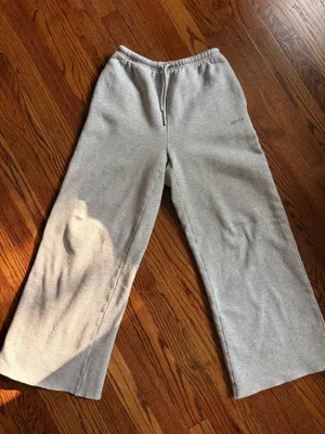 Aritzia Sweatpants Cozy Fleece Mega thumbnail 1