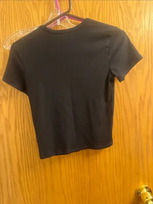 Athleta Black Short Sleeve Crewneck Tee thumbnail 4