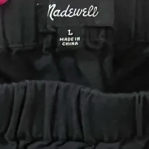 Madewell Eyelet Off-the-Shoulder Ruffled‎ Short Sleeve Top in Black Size Large thumbnail 11