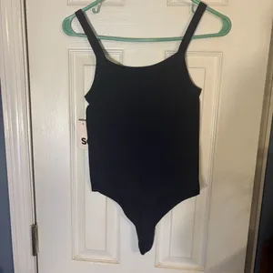 SO The Favorite Bodysuit Seamless Rib Tank in Black Luxe thumbnail 3