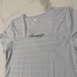 Active Life ScoopNeck ShortSleeve Performance Shirt Womens Large Gray Athleisure thumbnail 5