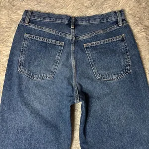 Zara‎ Blue Medium Wash Women’s Wide Leg Raw Hem Jeans Size 8 thumbnail 4