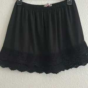 Elegant Black Lace Trim Mini Skirt thumbnail 3