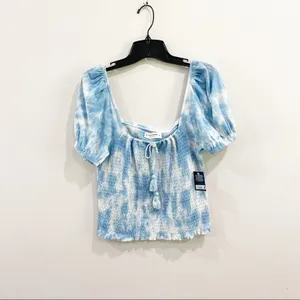 Lucky Brand Short Sleeve Boho‎ Blue & Off White Smocked Top Size M thumbnail 2