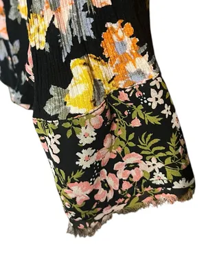 Free People Hold Onto Me Floral Button‎ Down Top Size Medium Black thumbnail 7