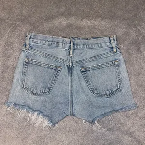 AGOLDE Parker cut off shorts size 24 thumbnail 3