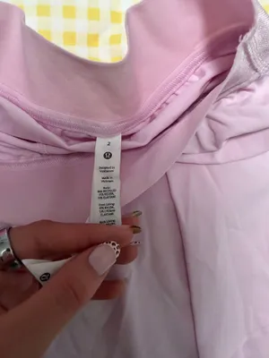 Lululemon  thumbnail 2