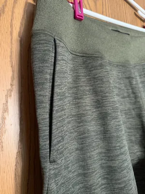 NWT Dakine Women’s Liberator Joggers Size Large Peat Green thumbnail 3