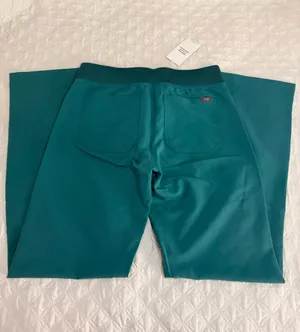 FIGS Scrub Pants thumbnail 2