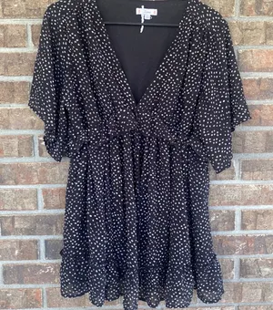 Black ruffly boutique blouse by L. Love size large thumbnail 1