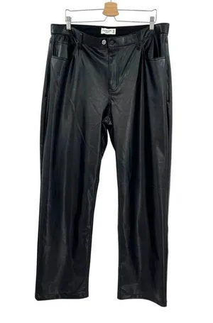 Abercrombie Curve Love Vegan Leather 90s Relaxed Pants Faux Leather Black 34 18L thumbnail 1