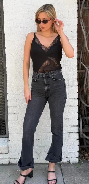 Zara black high-waisted straight-leg slim fit jeans Size 4 / inseam 32 thumbnail 1