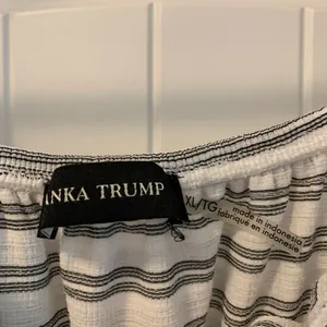 Ivanka Trump Off The Shoulder Top Size XL Wear off shoulder or on Has Stretch thumbnail 4