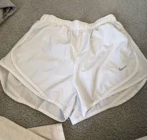 Nike Dri-Fit Shorts Running thumbnail 1