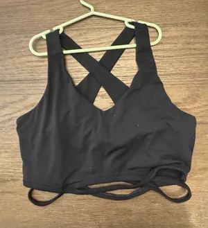 Sports Bra Fabletics black size Medium mid drift straps thin thumbnail 1