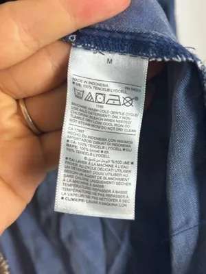 Old Navy Chambray Blue Classic Button-Front Long Sleeve Shirt thumbnail 7
