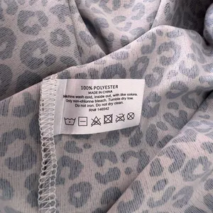 Good Times & Great Adventures Top Womens XL Leopard Cheetah Lightweigh Print #44 thumbnail 9
