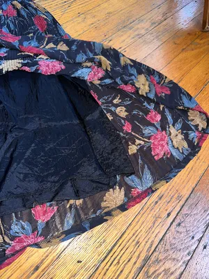 Vintage Ark Reworked midi dress black w/floral pattern and black lining Sz 6 thumbnail 7