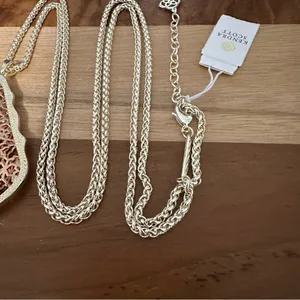 NWT Kendra Scott Aiden Filigree Pendant Necklace Gold Chain & Rose Gold Tone thumbnail 5
