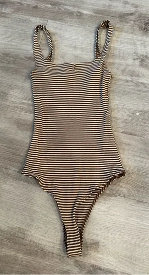 Reformation Brown & White Striped Bodysuit Size Medium thumbnail 1