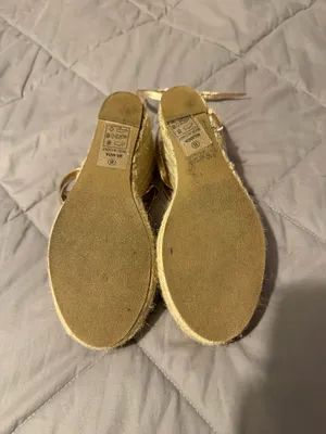 Wedges Gold Size 8 thumbnail 3