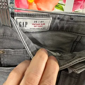 J5. Gap grey high-waisted jeans Size 25" thumbnail 2