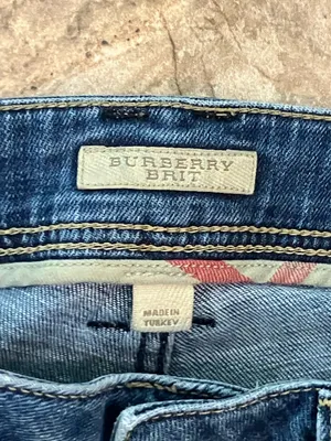 Burberry Kensington Skinny Leg Jeans thumbnail 3