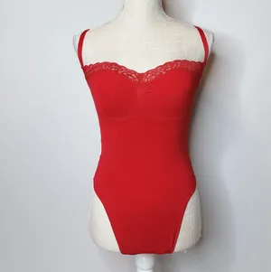 Skims Seamless Sculpt Lace Thong Bodysuit thumbnail 3