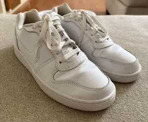 Nike Shoes thumbnail 1