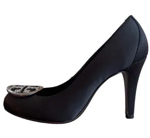 Tory Burch Black Satin Crystal Medallion Stiletto Pumps Heels Size 7 thumbnail 1
