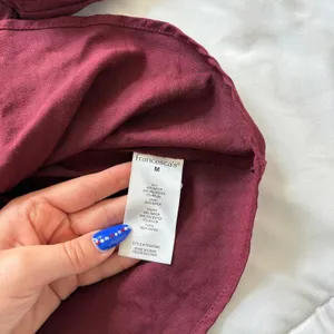 Francesca's Mi‎ Ami Burgundy Puff Sleeve Peplum Tie Back Top Medium Feminine thumbnail 3
