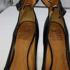 Givenchy Peep Toe Hidden Platform High Heel/Ankle Strap Pump in Black Leather thumbnail 5