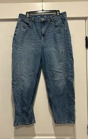 Old Navy Barrel Leg Jeans Womens 14 Blue High Rise Tapered Denim Trendy Med Wash thumbnail 1