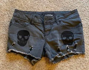 Hot Topic Grey Distressed Skull Shorts thumbnail 1