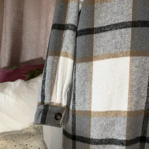 Size M Mid Length Flannel Pocketed Button Down Jacket Tan Size M thumbnail 10