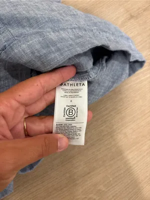 Athleta Cabo Linen Shorts Size 8 4” thumbnail 4