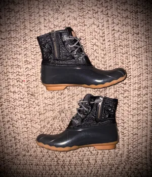 Sperry Women’s Top-Sider Saltwater Duck Boots Sz 8 thumbnail 5