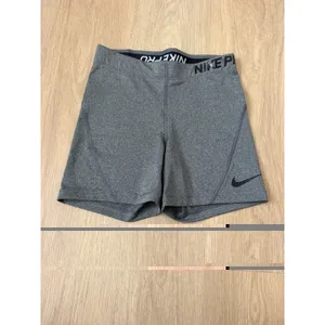 Nike Pro Dri-Fit Women's Training Shorts Size M Gray Elastic Waist Pull On thumbnail 2