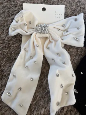 a new day black and white Crystal Bow Hair Clips thumbnail 2