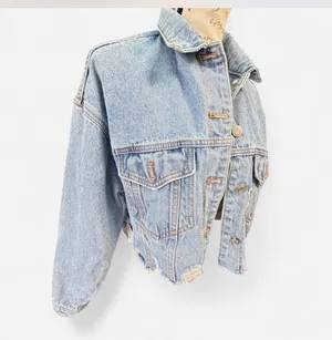 Meghan LA Women’s Cropped Distressed Denim Jacket – Size M 💙✨ thumbnail 6