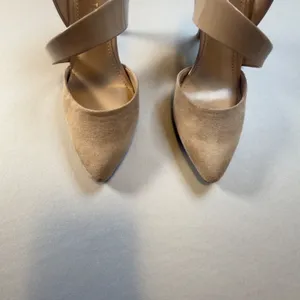 The Limited NWOT Trisha Slingback Pumps Beige Suede Patent 6.5 Heels Comfort thumbnail 3