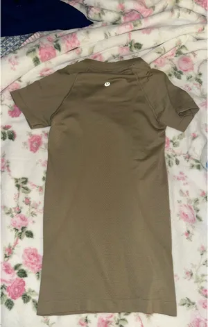 Lululemon Swiftly Tech Short Sleeve thumbnail 2