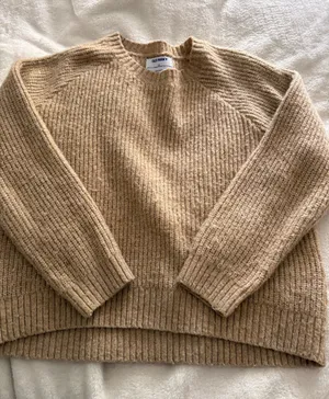 Old Navy Tan Sweater thumbnail 1