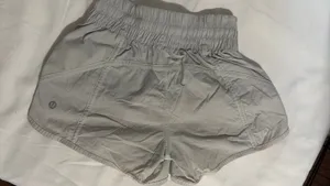 Tracker Shorts Lululemon 4" White thumbnail 1
